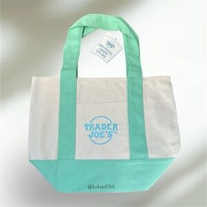 Trader Joe’s Limited Edition, Mini Pastel Canvas Tote Bag, Color Mint Green, NWT